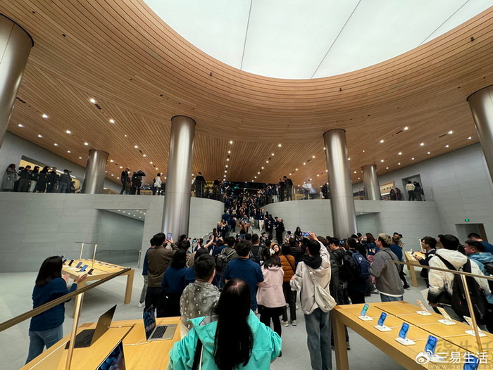 "顶配"apple store零售店,在上海静安高调启航|静安|零售店|苹果_新浪