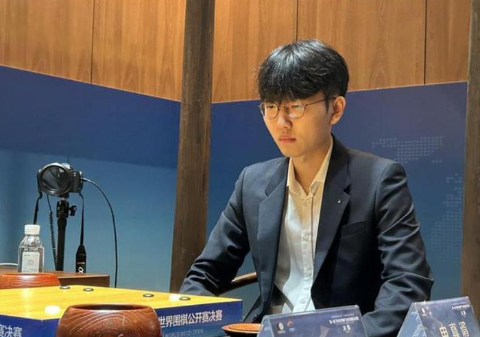 辜梓豪2:1夺冠,让申真谞无缘世界冠军!|辜梓豪|九段|申真谞_新浪新闻