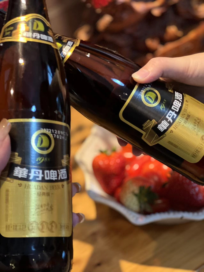 华丹啤酒升级回归了!还是熟悉的老味道,纯净配方带来醇厚的味道,11.