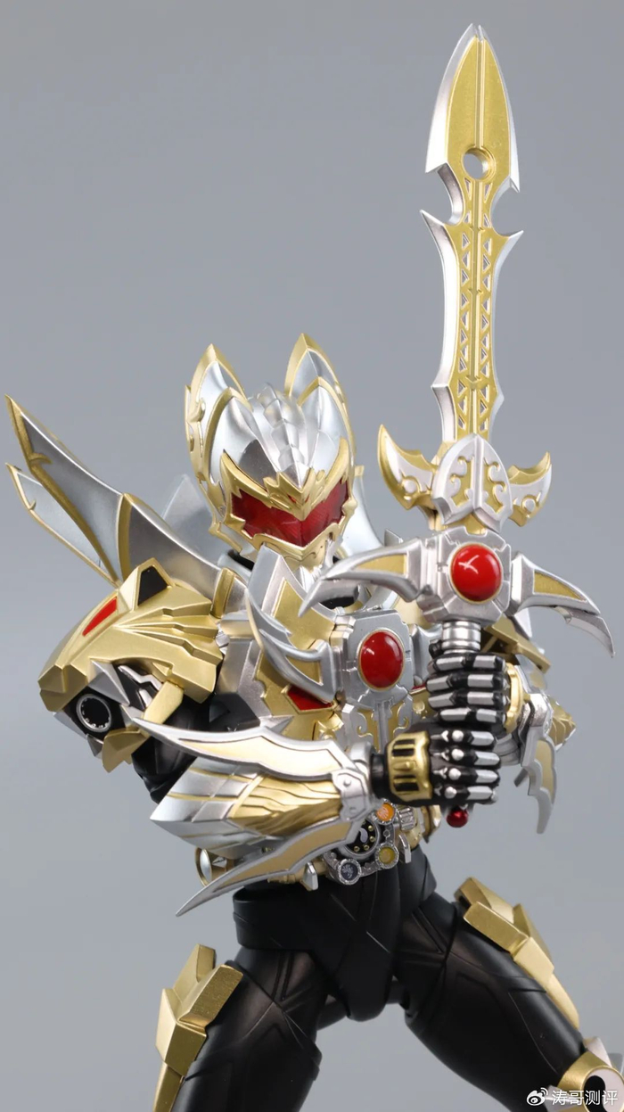 一款让我等了整整13年的玩具!|帝皇|铠甲|涂装_新浪新闻