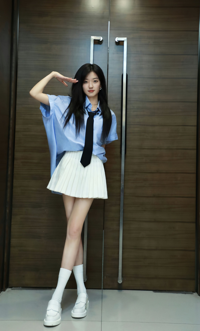 孙千明明170cm身高 为什么看起来和175cm张艺凡一样高