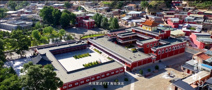 三年后,他返回甘南拉卜楞寺,向四世琅仓活佛尕布藏洛合西嘉措讲述了