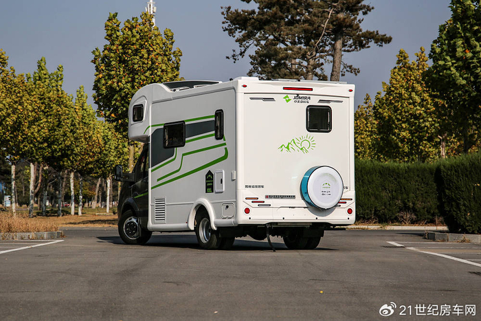 房车专用底盘主打亲民性价比实拍卓美亚高能系列房车