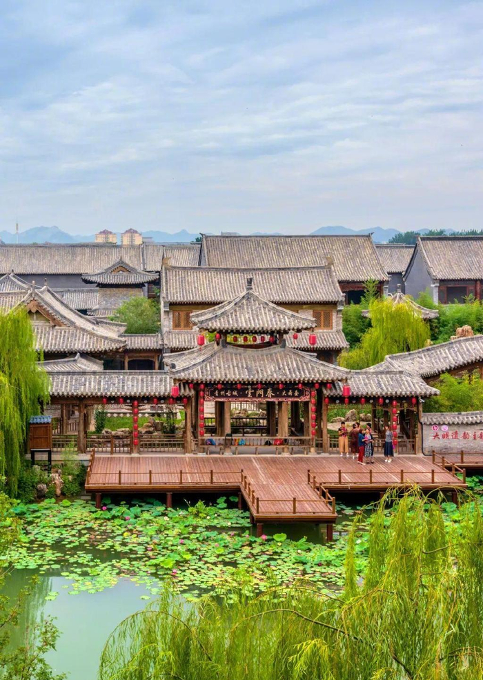 山东的精彩不止一页!