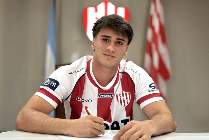 中超球队报价20岁阿根廷新星，为国足归化做准备，他是下一个艾克森？