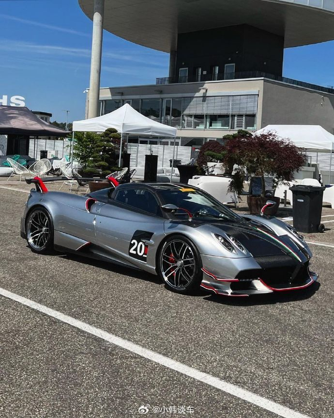 帕加尼huayraroadsterbc