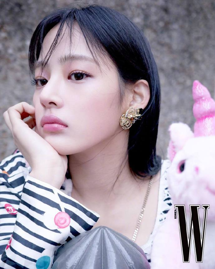 minji金玟池wkorea画报chanel少女的巴黎游记