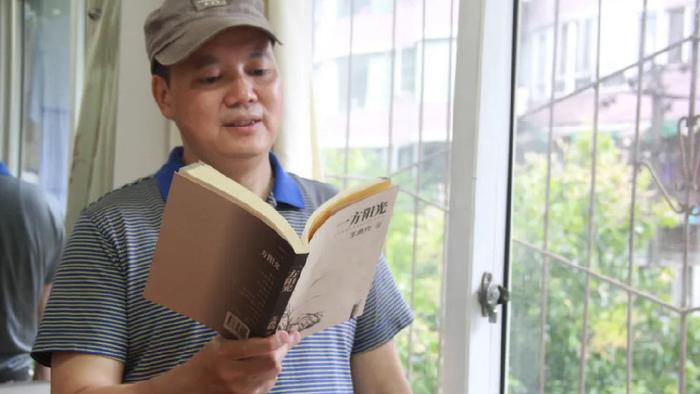 山倒之后才懂，那些年我们踩空的父爱引力