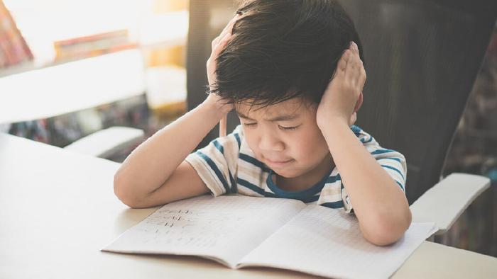 过度纠错，正在把孩子变笨！容错教育三境界：你在哪个段位？