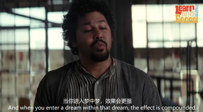 作形容词,表示"复合的",英文解释为"consisting of two or more parts