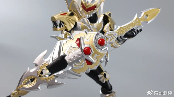 一款让我等了整整13年的玩具!|帝皇|铠甲|涂装_新浪新闻