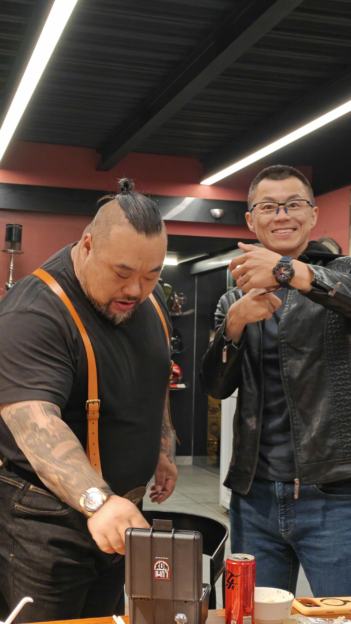 微信附近100块能做什么？