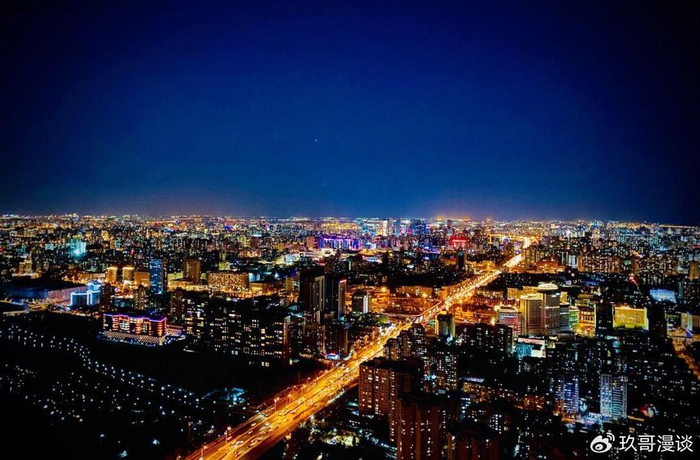 想知道北京晚上有哪些好玩的地方?不容错过的十大北京夜景景点!