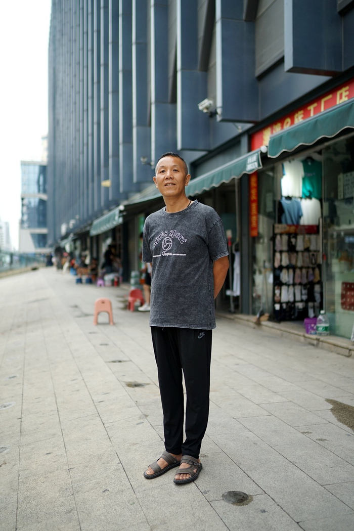 老家驻马店平舆县,我家在农村,父母都是农民.