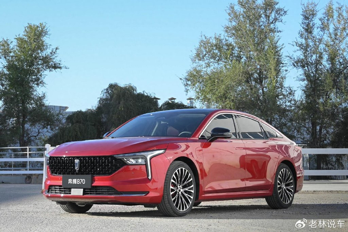 10万内b级车的颜值担当长超4米815t这外观谁看了不迷糊