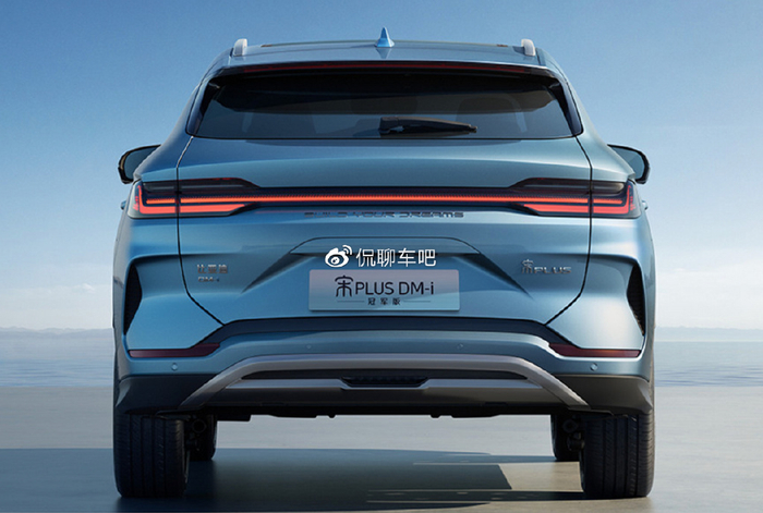 比亚迪宋plus冠军版上市售价1598万起是否值得购买