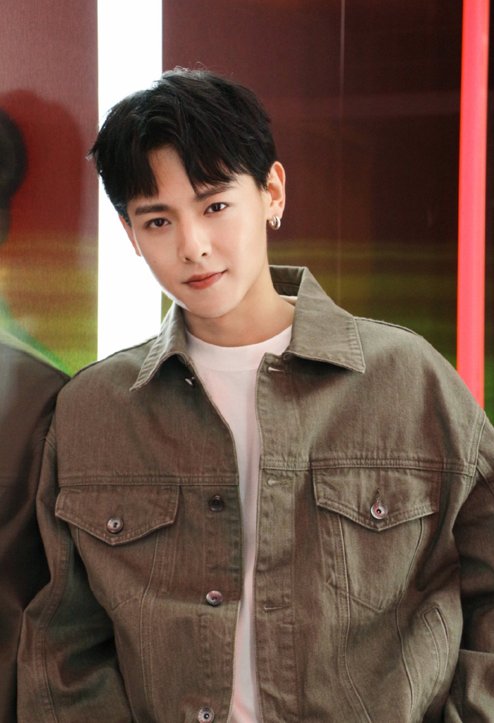 白澍:享受安静,做一个观察者 | hb星专访|扒手|白澍|九义人_新浪新闻