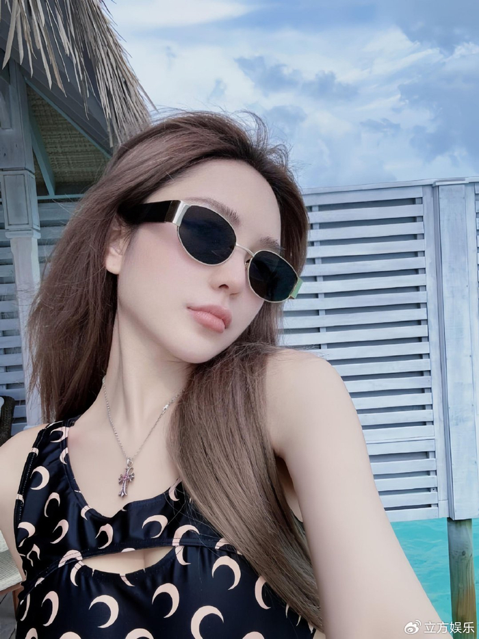 周扬青马尔代夫度假泳装直拍 姐姐真的好身材|马尔代夫|周扬青|直拍_新浪新闻