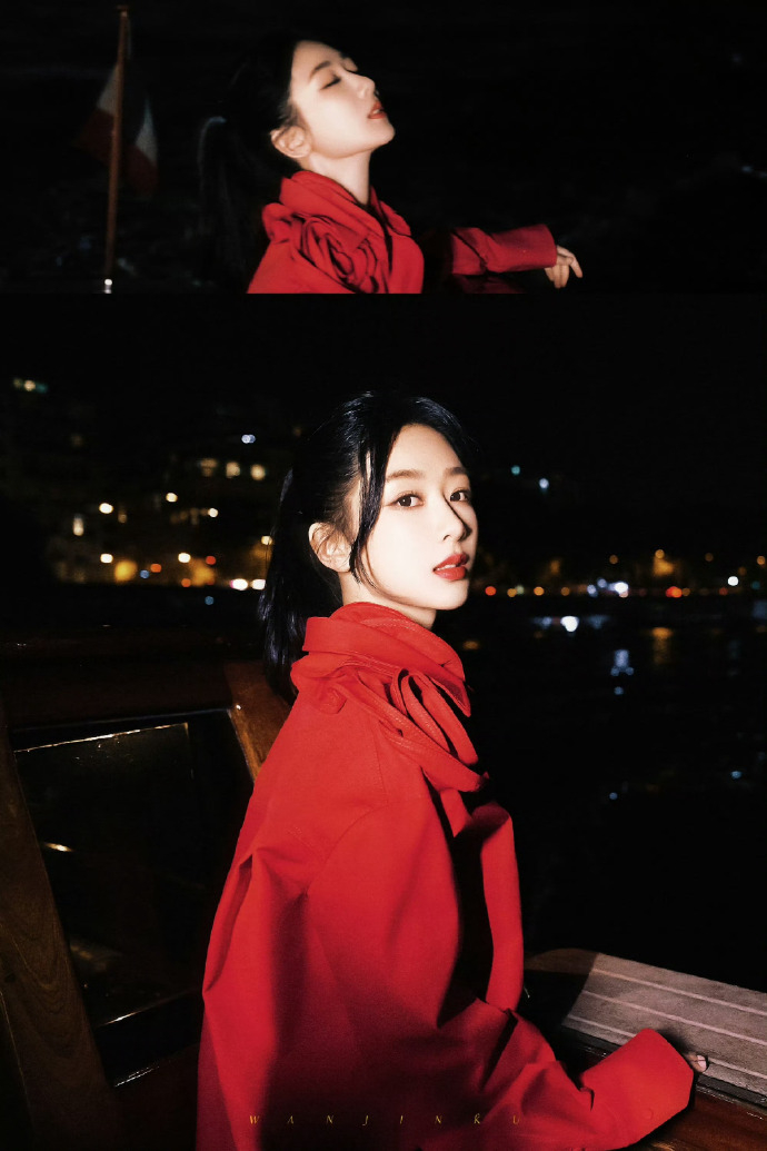 杨紫湖边夜景大片啊啊啊杨紫红衣造型简直太明艳动人啦