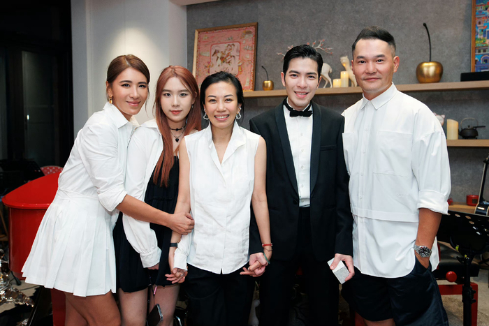 萧敬腾求婚的现场图周杰伦,昆凌,贾静雯,修杰楷,罗志祥好多人啊!