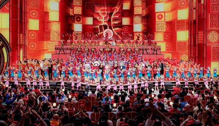 春晚主持大赏小尼魔术穿帮龙洋刘心悦撑门面双北连线太催泪