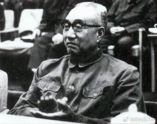 在逆境中成长起来的四大军事家,谁的能力更强?|徐帅|刘帅|林帅|解放战争|粟裕_新浪新闻