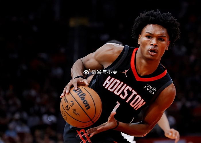 从一号位一路打到了四号位,没想到火箭四号秀竟然都能完美胜任?