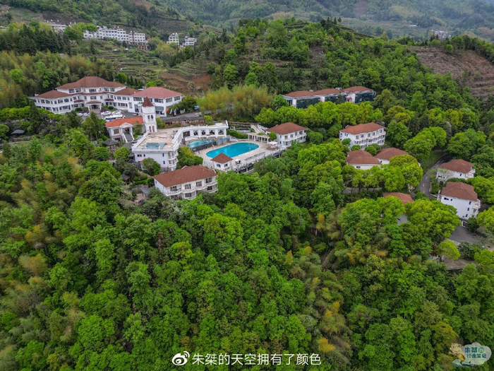 浙南闽东首个国家级旅游度假区,坐拥冠绝国内的廊桥、氡泉资源
