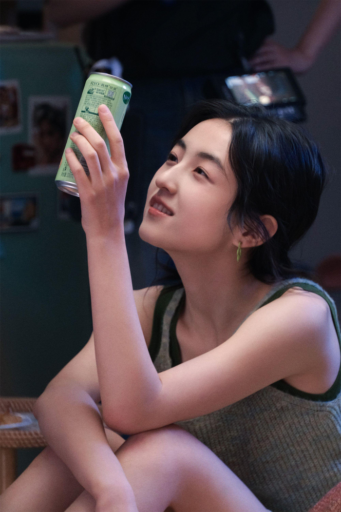 张子枫,微醺少女