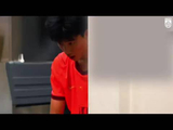 就要这股劲！U17国足战沙特，赵松源喊话教练“让我再踢10分钟”