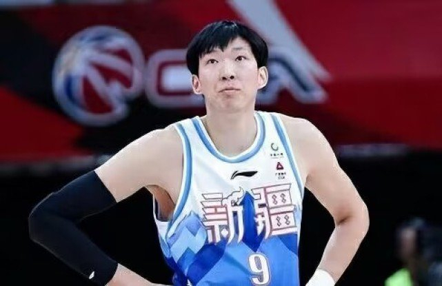 再见,新疆男篮!京媒:谁能承担周琦事件之责?请向国际篮联上诉