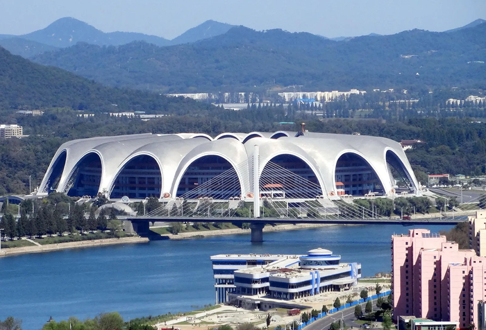 球场丨朝鲜平壤绫罗岛五一体育场