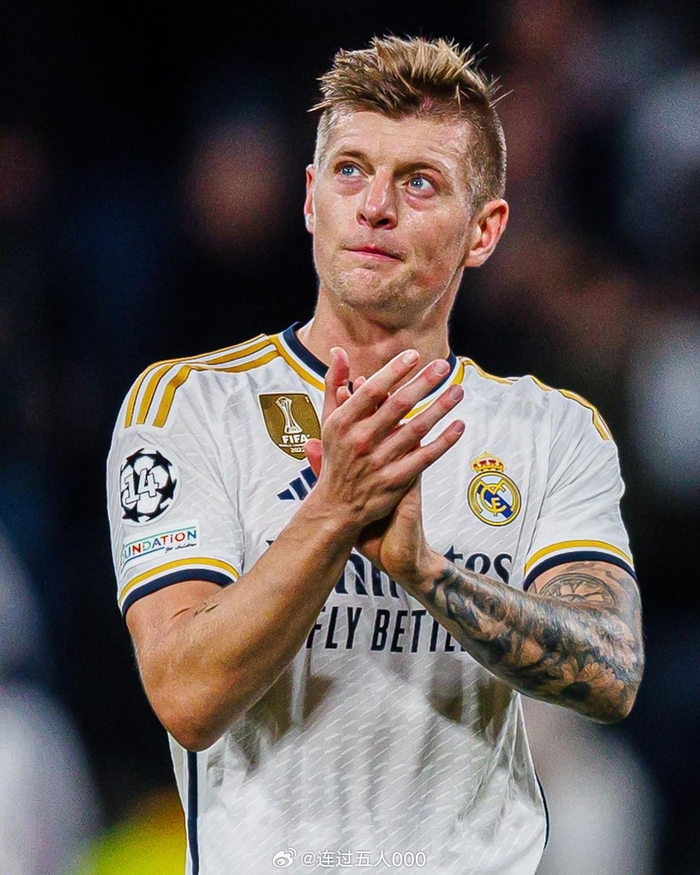 罗马诺指出托尼克罗斯将会继续留在皇马效力新合同持续至2025年