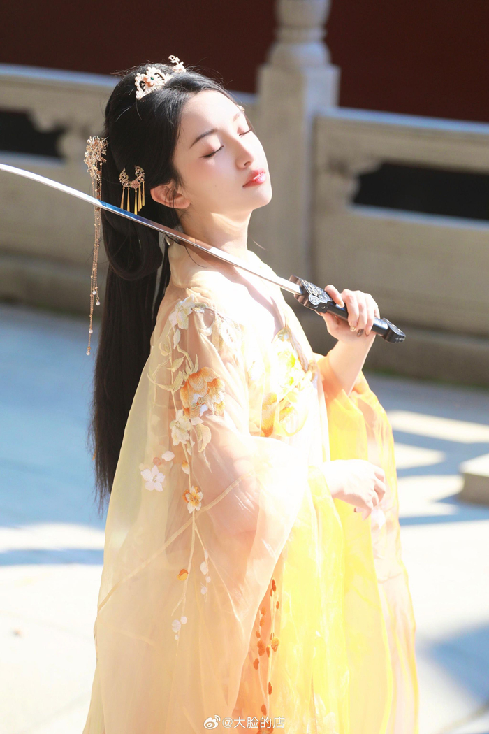 我既为公主就不会投降古风汉服写真0269宝通寺yyds