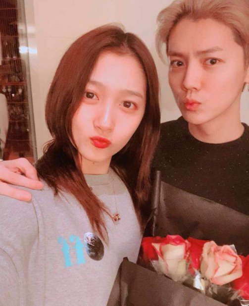 虞书欣恋情曝光,男友竟然是小4岁的他?