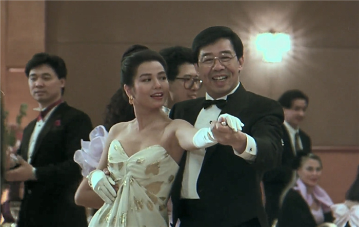 李小龙和他学习演戏，张学友黎明认他当干爹，91岁的胡枫凭什么？