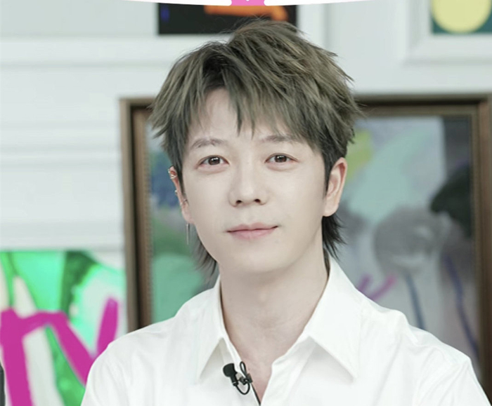冷白皮背后的秘密,妈生的……