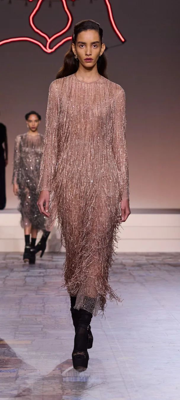 dior大秀:打破束缚,勇展女性多元风貌|迪奥|女性|纽约