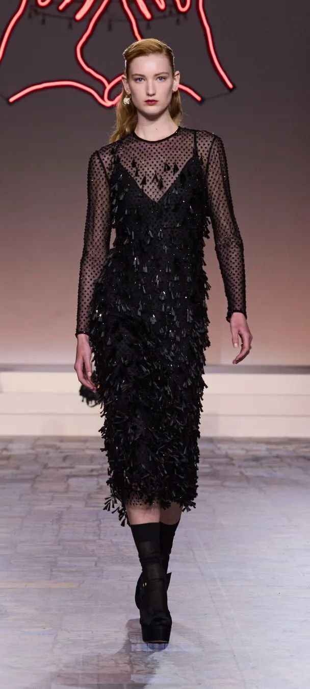 dior大秀:打破束缚,勇展女性多元风貌|迪奥|女性|纽约