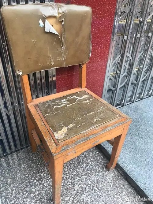 椅子是家里面必备的家具,不管是什么东西都有寿命,椅子也不例外.
