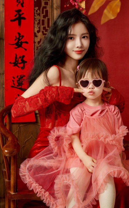 杜淳老婆吃饭被烫伤,仍不忘替服务员开脱,评论区网友很暖心|烫伤|王灿