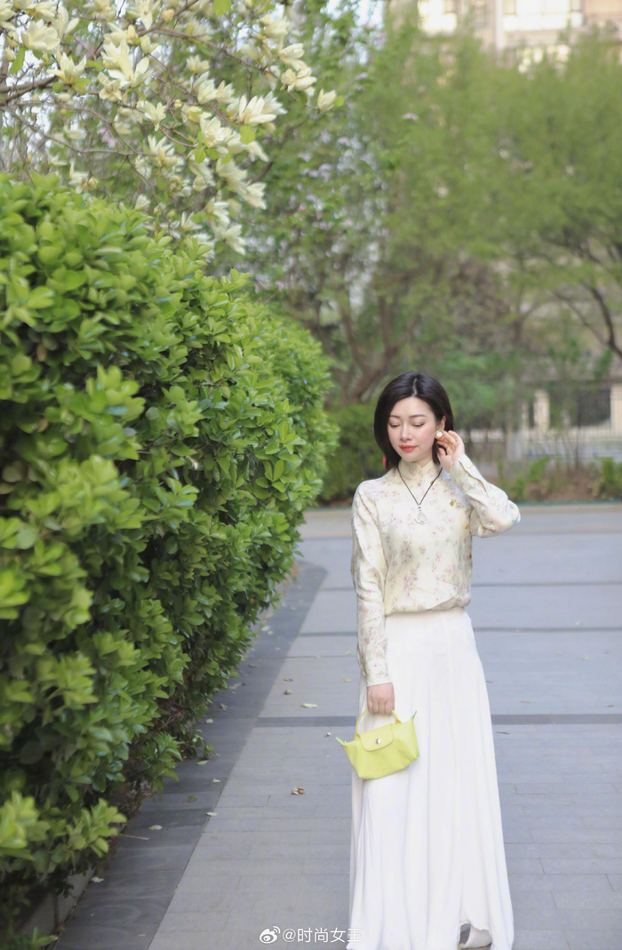 赶着回京就为了这场苏堤春晓落花闲院春衫薄薄衫春院闲花落