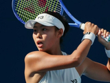 2-0晋级！中国女网18岁1米81新星崛起：郑钦文王欣瑜后继有人