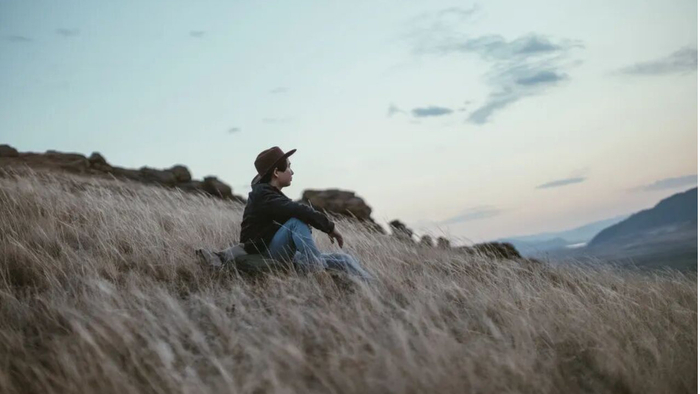 当你变得冷漠，才能获得尊重