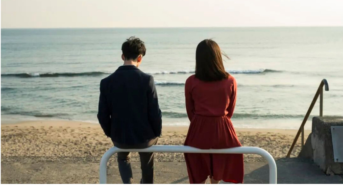 为什么很多家庭年收入30万左右，却过着很朴素的生活？