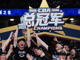 缘分呐！今年的NBA总冠军与CBA总冠军呼应上了，王哲林成最大赢家