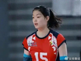 中国女排人才济济，2位新人转投新东家，央视点名刘晓彤接班人
