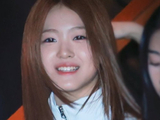 13岁中国女孩盛艾敬韩国出道当天，父母345万欠薪执行记录曝光