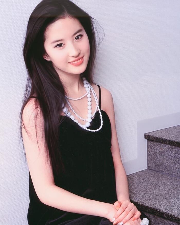 刘亦菲年轻时候最美图片