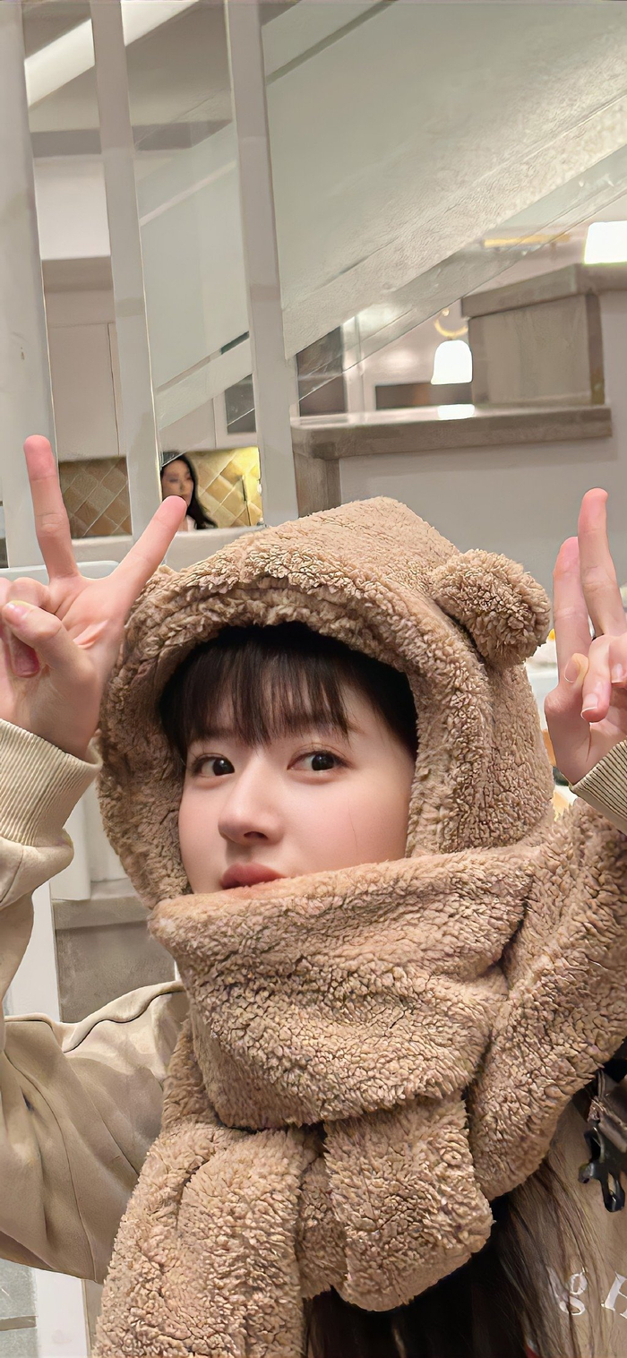 一组赵露思壁纸